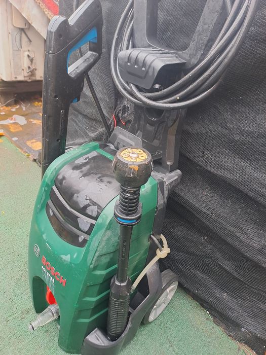 Aparat spalat cu presiune Bosch