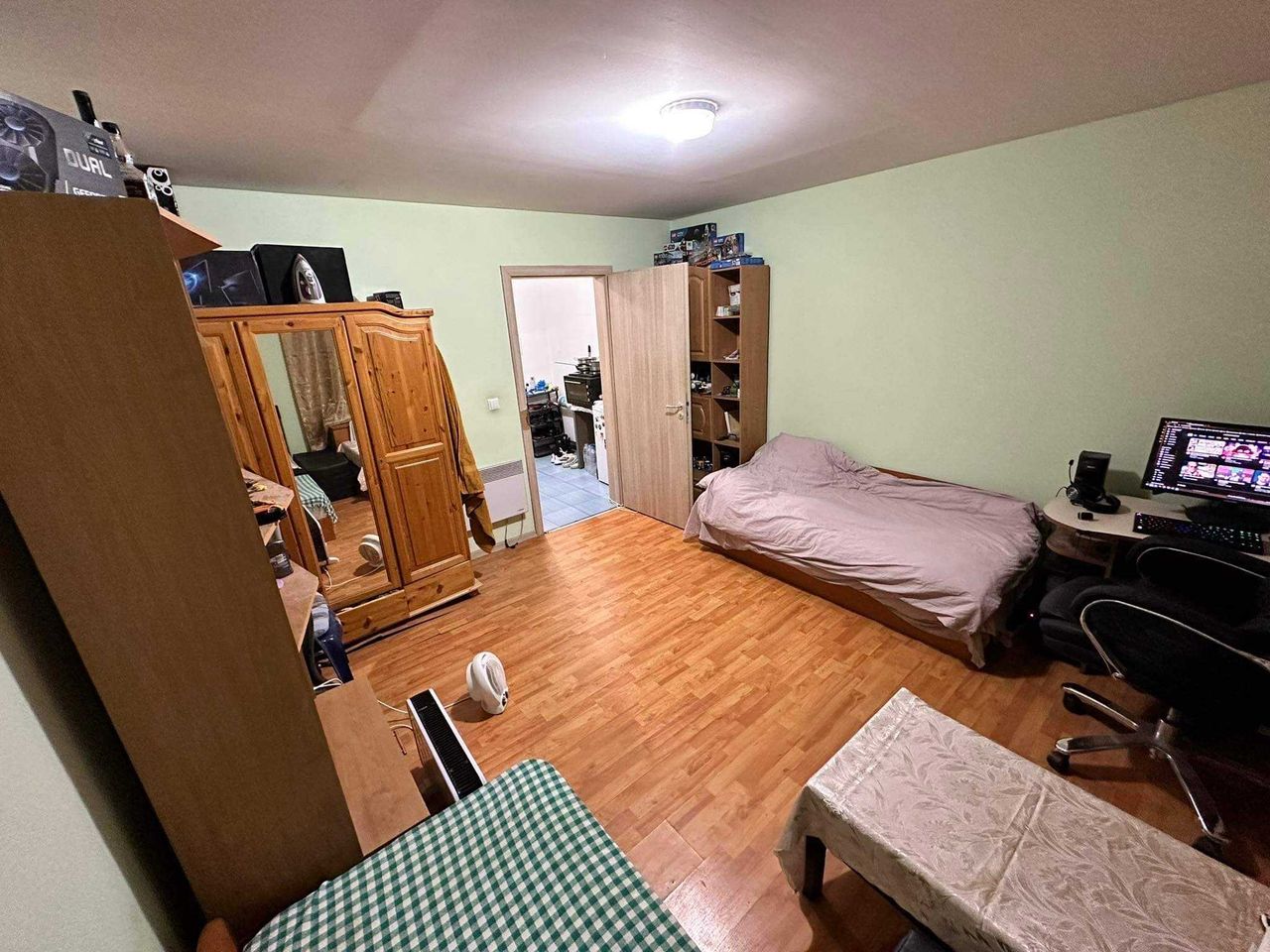 Продава се Едностаен апартамент в София, Студентски град - 41 кв.м за 2171 €/кв.м - Снимка #1