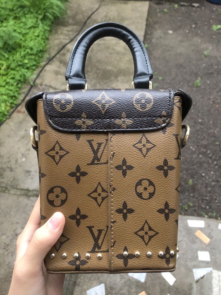 Сумка Louis Vuitton