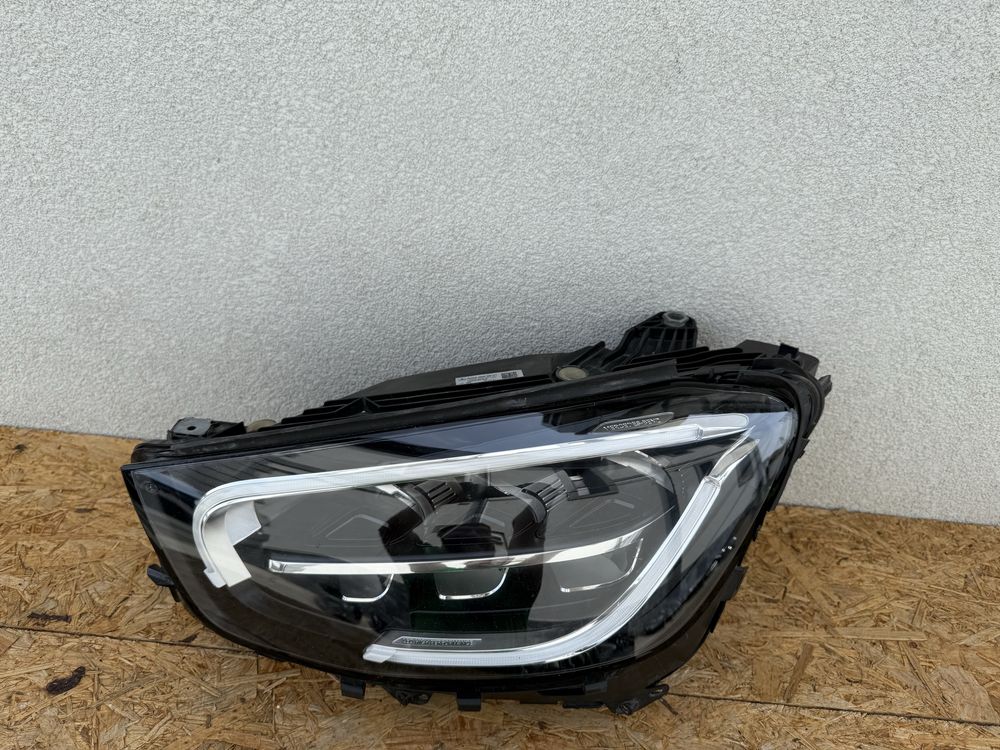 Far stanga Mercedes GLC Facelift LED High Performance Original Europa