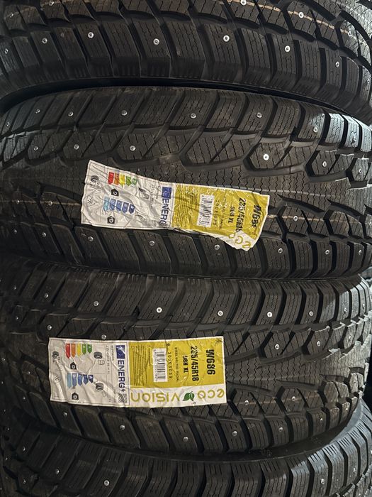 Шины 235/45 R18 Ovation новые