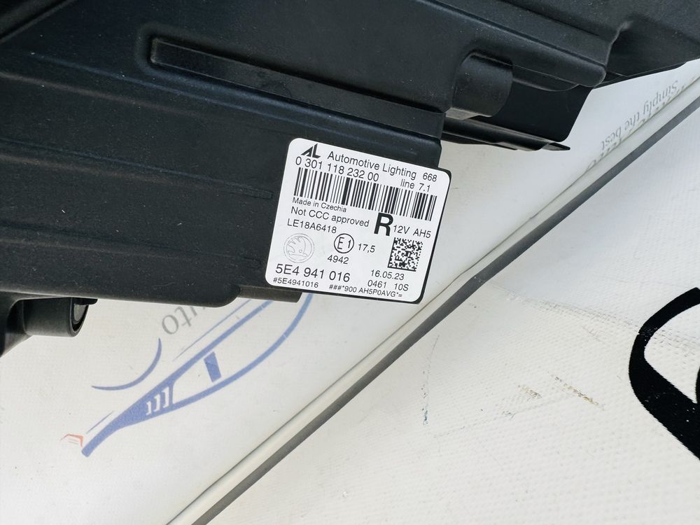 Far dreapta led Skoda Octavia 4 cod 5E4941016