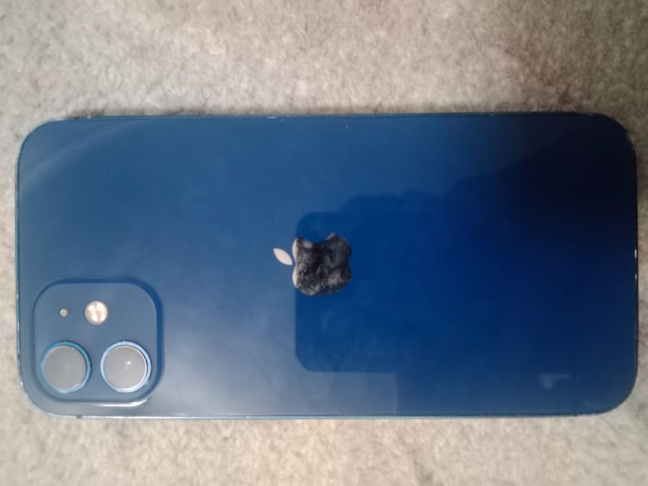 Айфон 12 в среднем