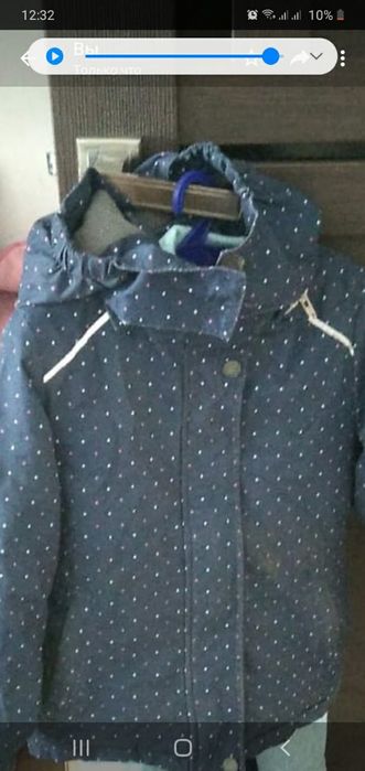 Продам осени куртка 4-5 лет  2500тг