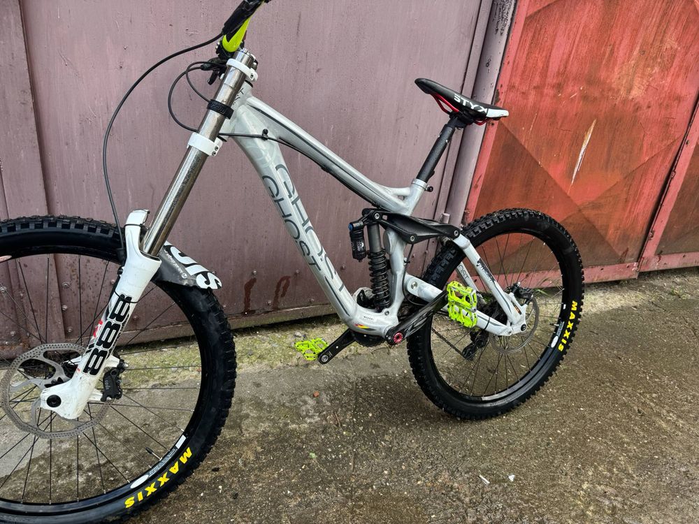 Vand bicicleta ghost
