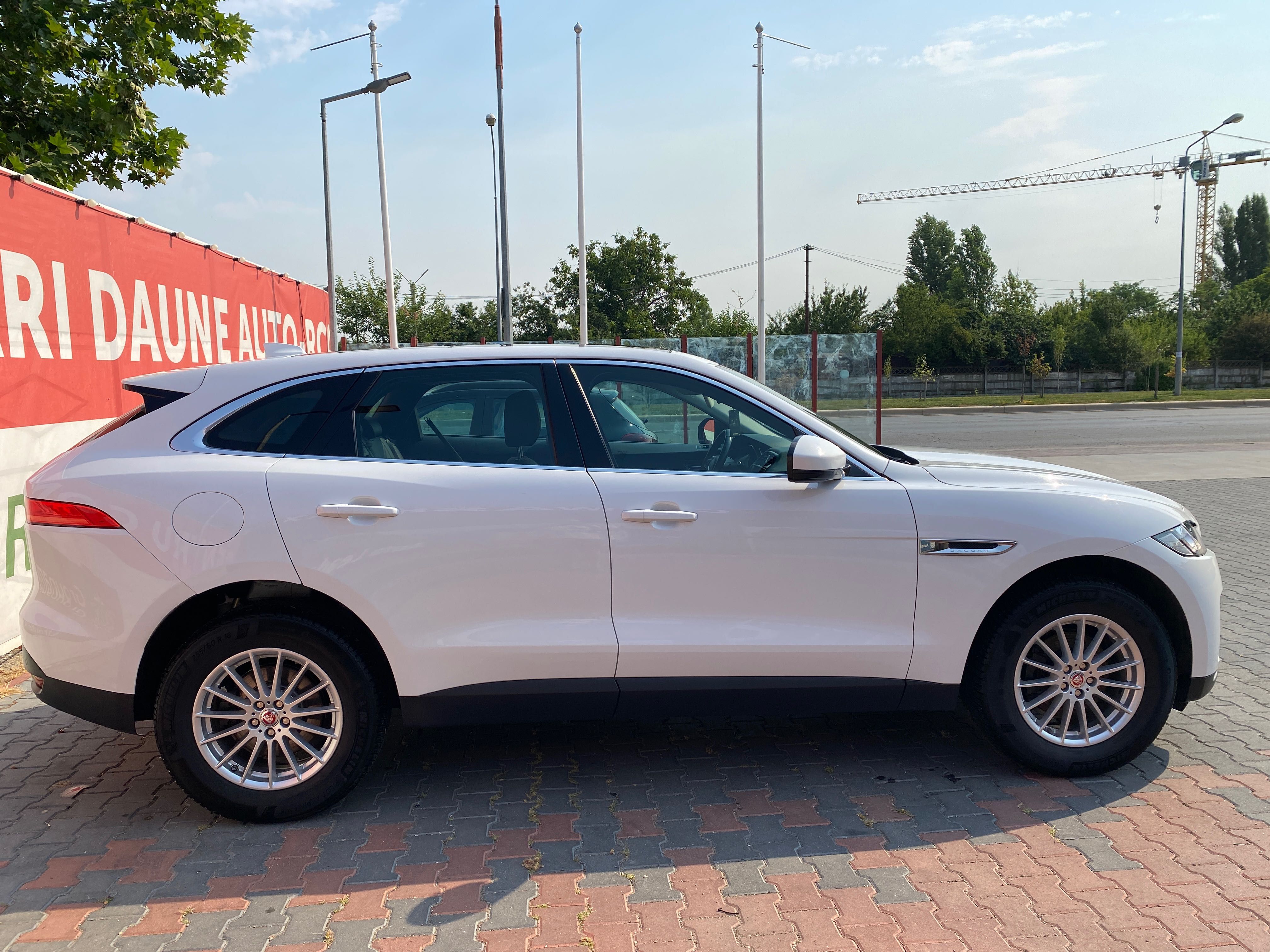 Jaguar F-Pace 2017