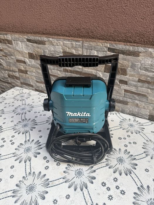 Акумулаторен фенер MAKITA DEADML805, 14,4 / 18 V,