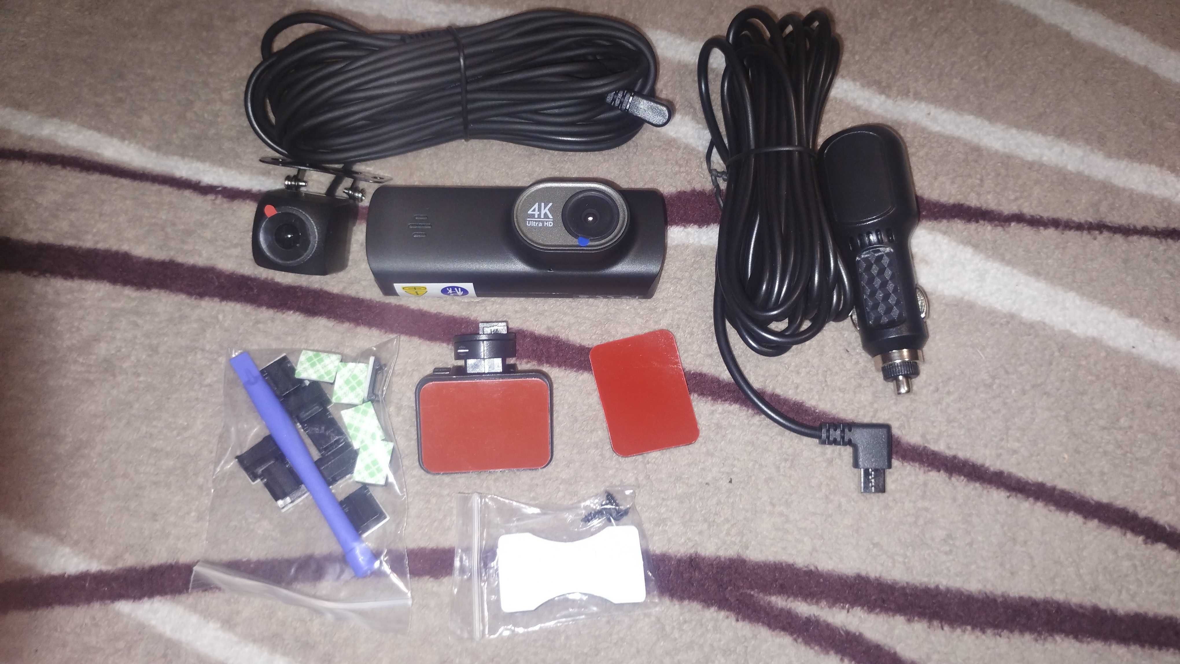 Camera auto ultra HD 4K V22 +card 64G