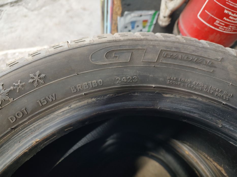 Зимни гуми 175 65 14 4 броя