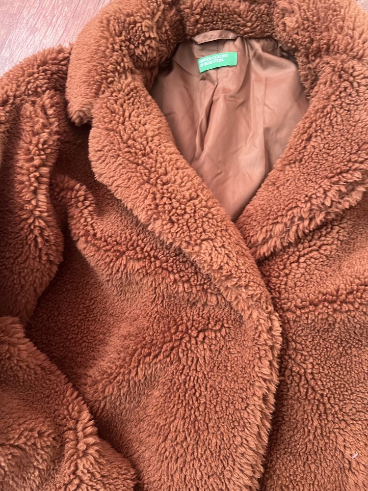 Детско палто benetton 8-9 години