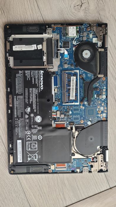Dezmembrez Lenovo Yoga 3 14 intel i5 5200u