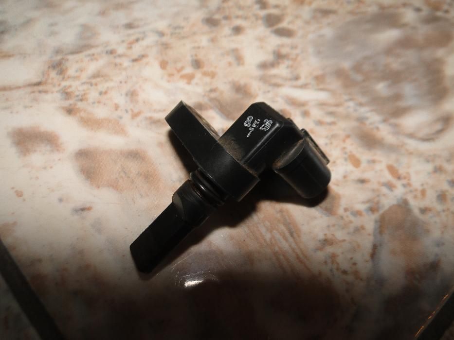 Сензор за айбиес за land cruiser 2003