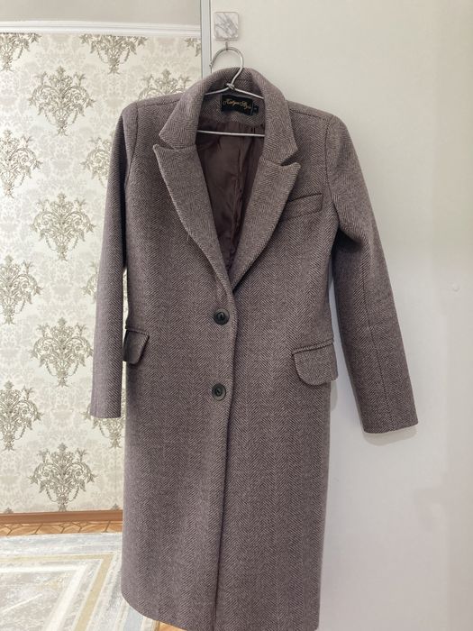 Пальто осень за 3500 тг