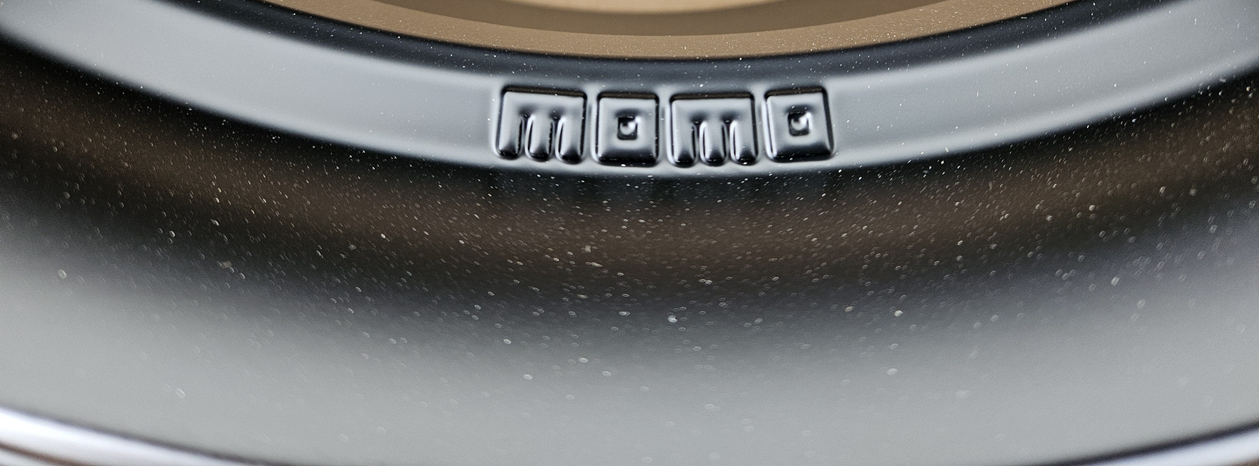 Jante MOMO, 7Jx16, 5/112, ET42 (BMW, Mercedes, VW, Skoda, Seat)