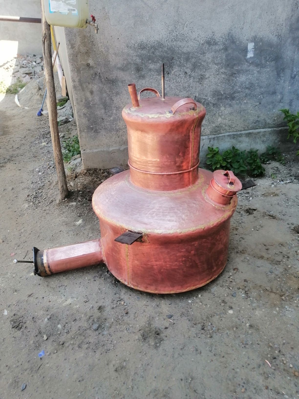 Vand cazan de tuica de 150 litri complet este confecționat din cupru a