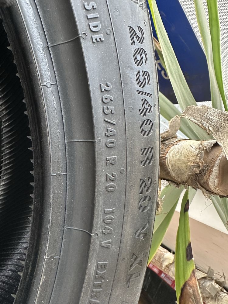 Зимни гуми Continental 265/40 R20 като нови