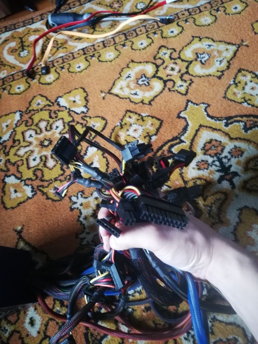 Продам блок питания