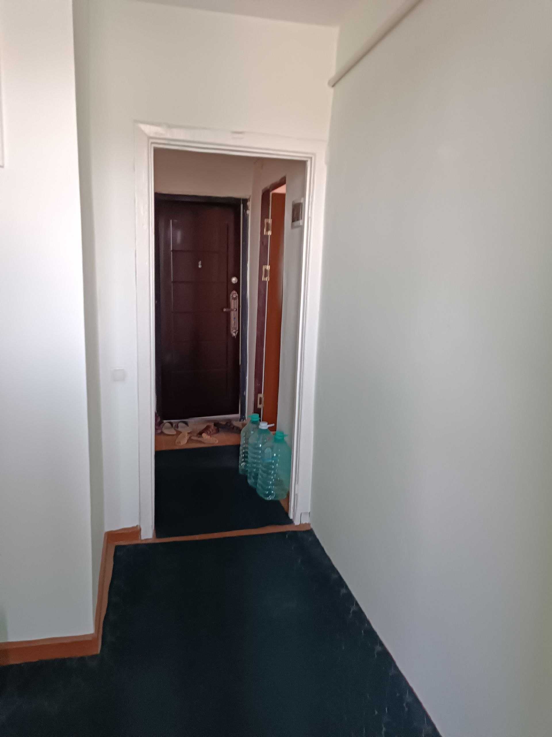 Продается 2-комнатная квартира в г. Кагане