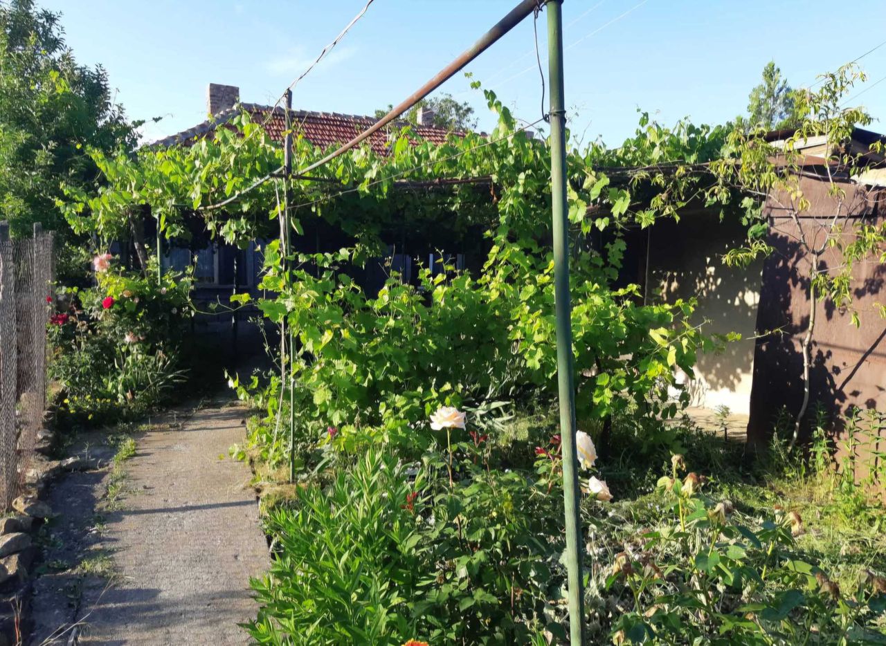 Продава се Къща в с. Първомайци, Област Велико Търново - 80 кв.м за 472 €/кв.м - Снимка #9