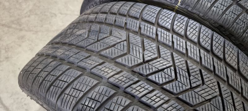 305/35/21 PIRELLI 2бр
