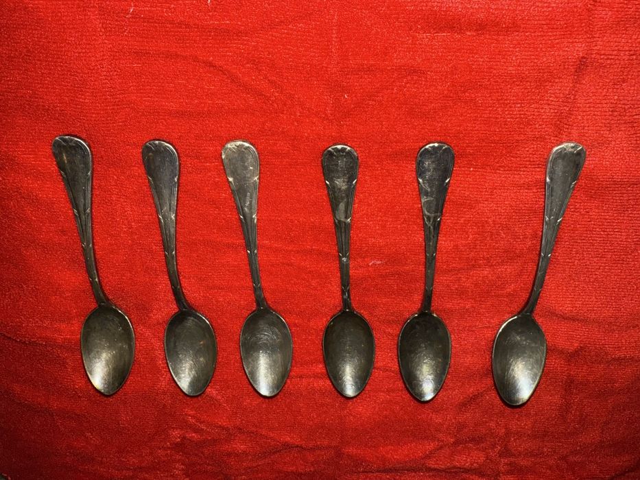 Lingurite argintate desert