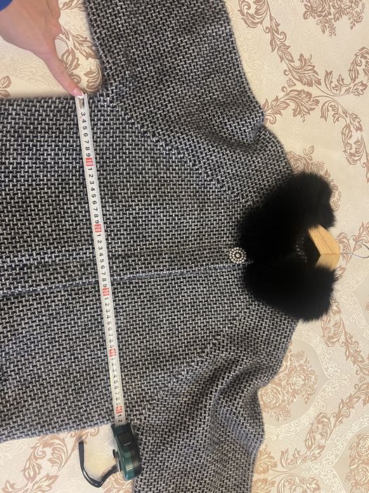 Palton dama elegant cu blanita naturala Nou cu eticheta!