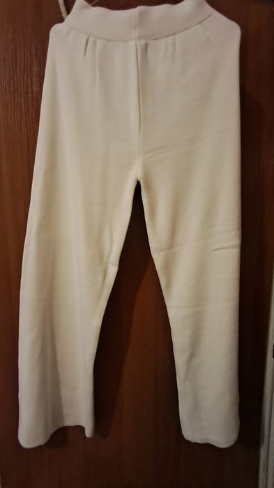 Чисто нов дамски комплект плетиво