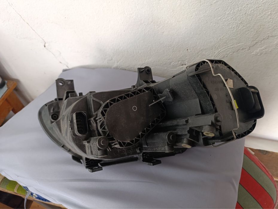 Ляв фар за VW Caddy 2005-2010