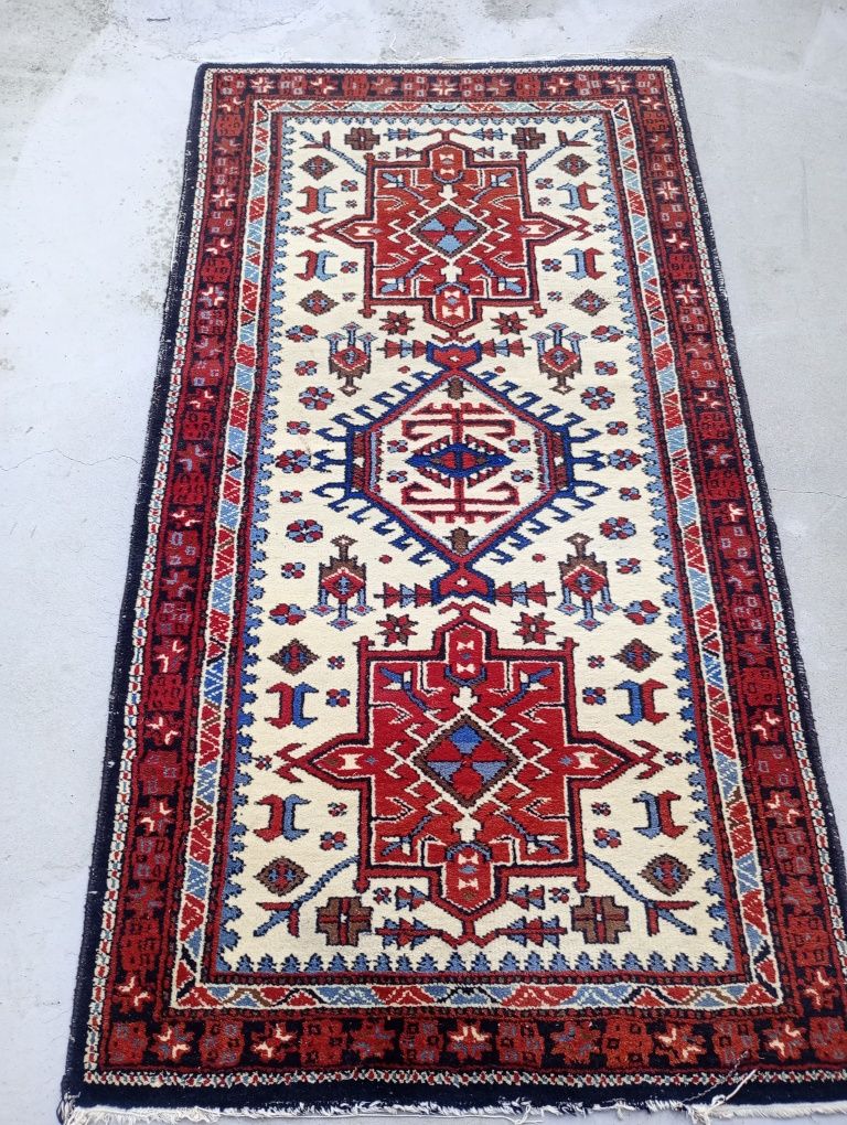 Истински персийски килими