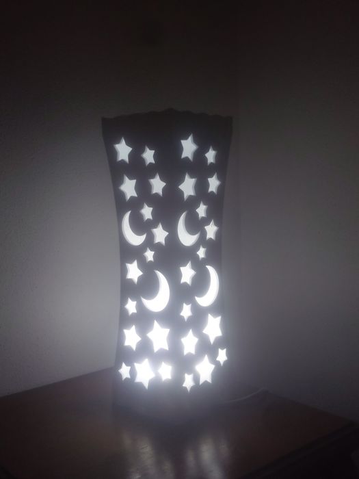 Lampa de copii pentru noptiera