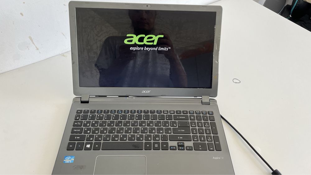 Продам ноутбук Acer V5