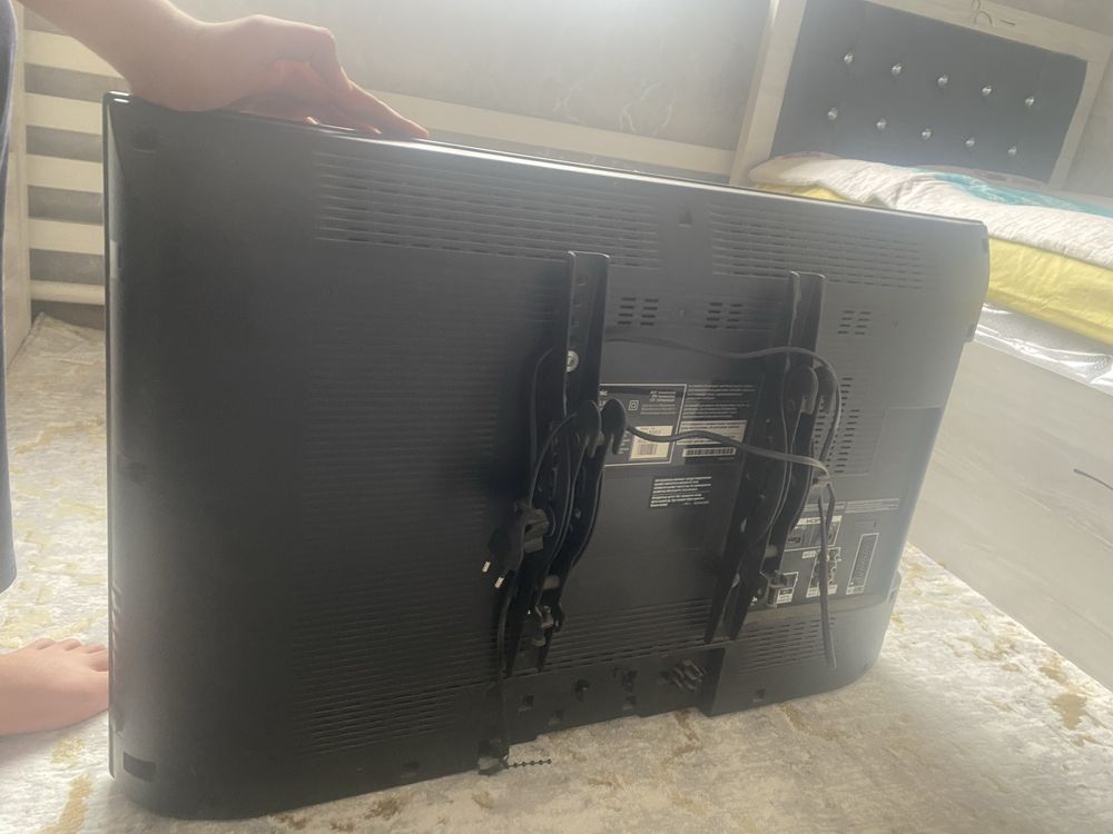 Tv panasonic sotiladi narxi 700min idial