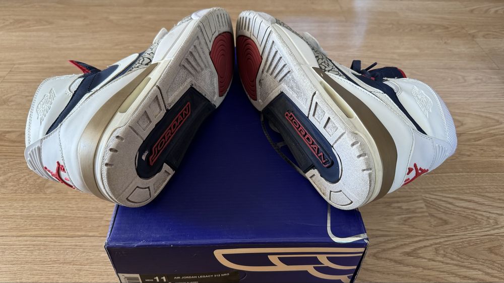 Nike Air Jordan Legacy 312 - alb/bleumarin/rosu (45)