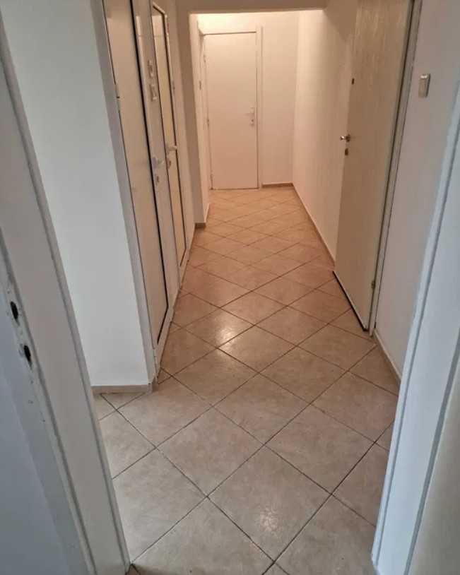 Продава се Тристаен апартамент в София, Толстой - 64 кв.м за 2235 €/кв.м - Снимка #7