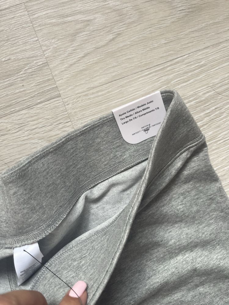 Чисто нов клин Nike XL размер