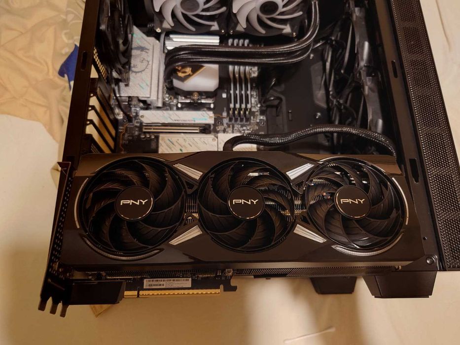 PNY Nvidia  RTX 5070 Ti ARGB EPIC-X Triple Fan OC 16GB, GDDR7, 256 bit