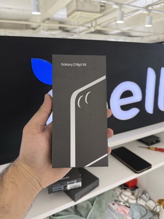 Samsung Z Flip7FE 256gb новый