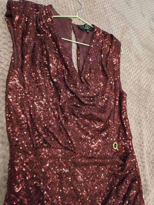 Рокля Бордо паети Lynne 42 размер