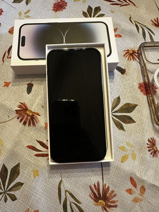 Продавам Iphone 14 PRO 128GB, много запазен