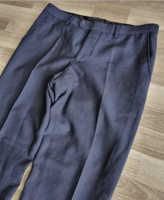 Pantaloni eleganți barbati, Drepti / Straight Fit - 48
