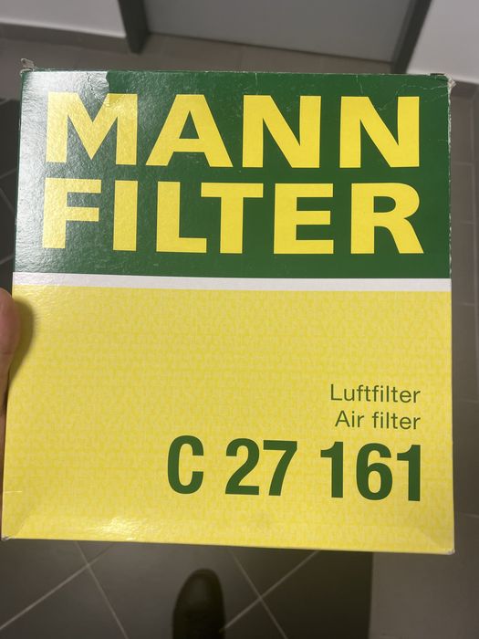 Filtru aer Ford Transit MANN C 27 161