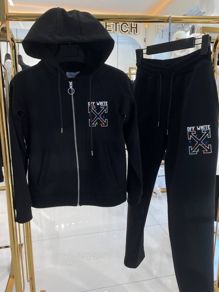 Prada, OFF-White сетове