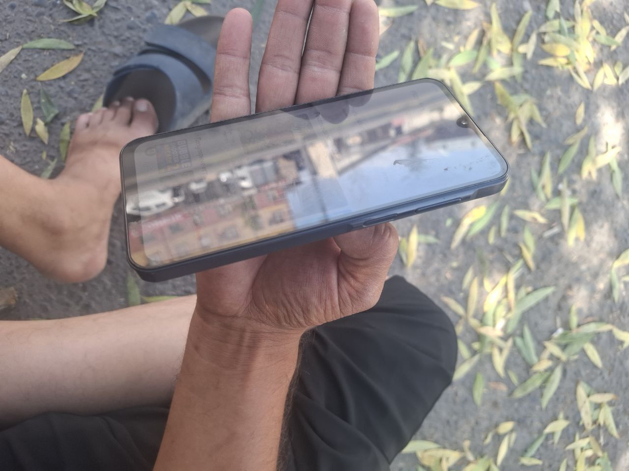 Samsung a15 xolati yaxwi dakumeti bor