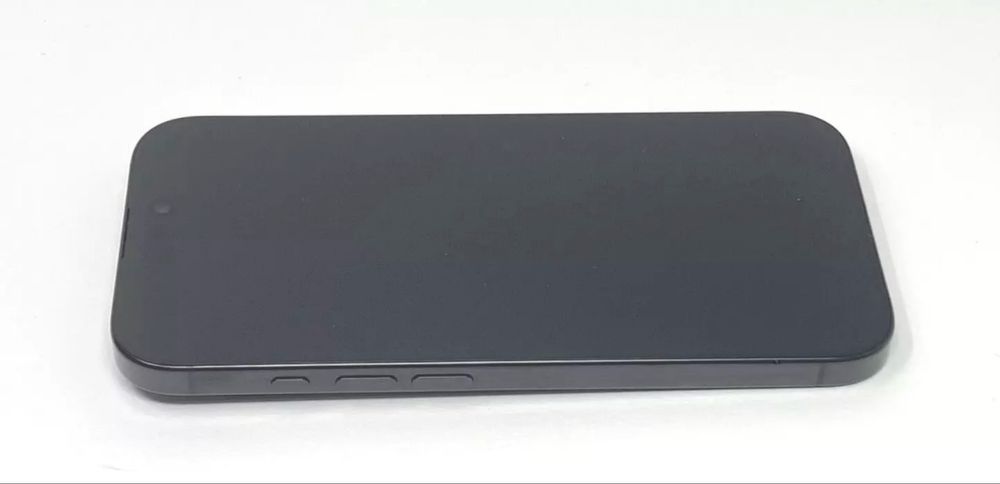 iPhone 16 Pro Black Titanium 128 GB - 100% Battery Health