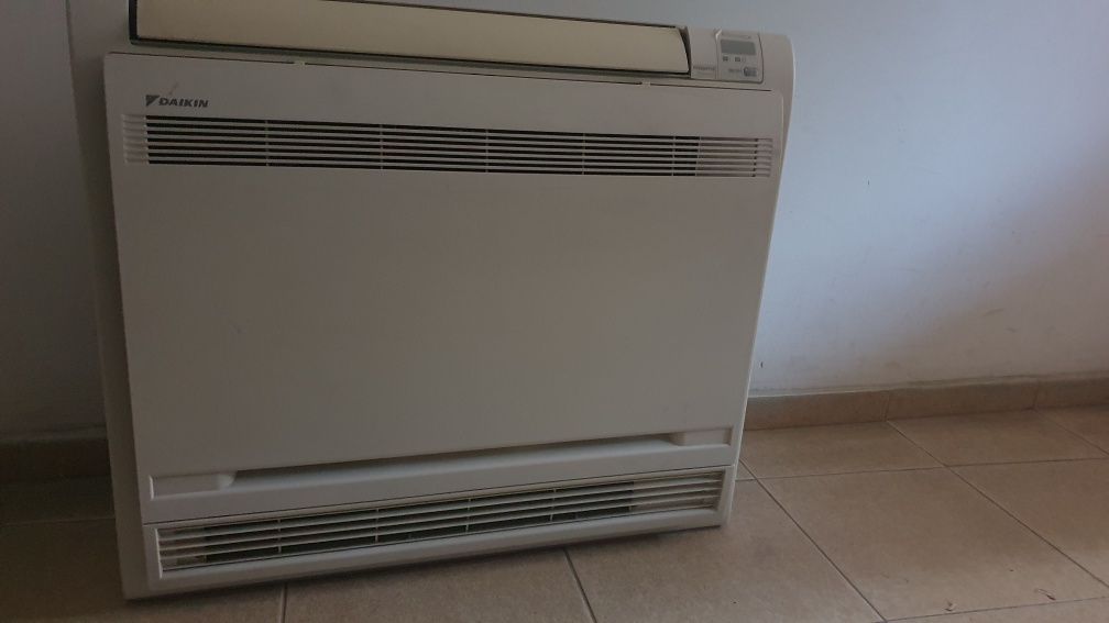 Подов климатик Daikin  - поблем с компресора
