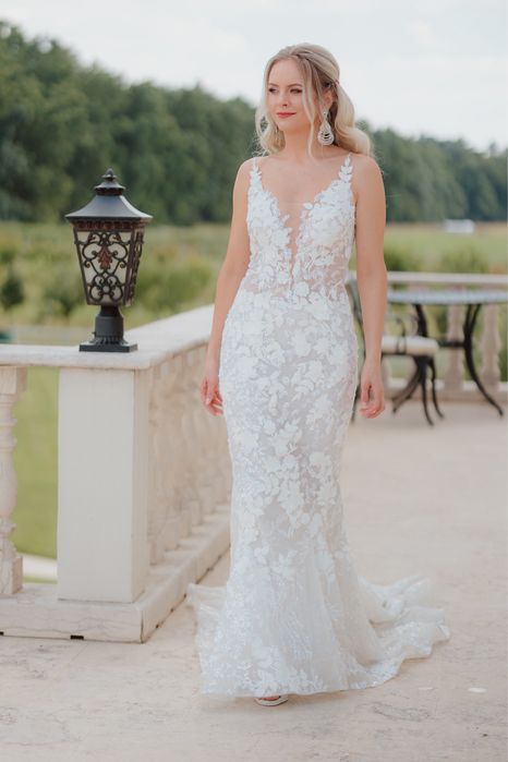 Vand rochie mireasa Milla Nova, model Djeyn