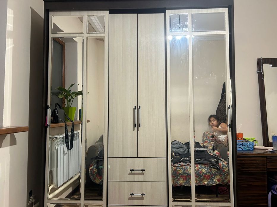 Шифонер в хорошем состоянии