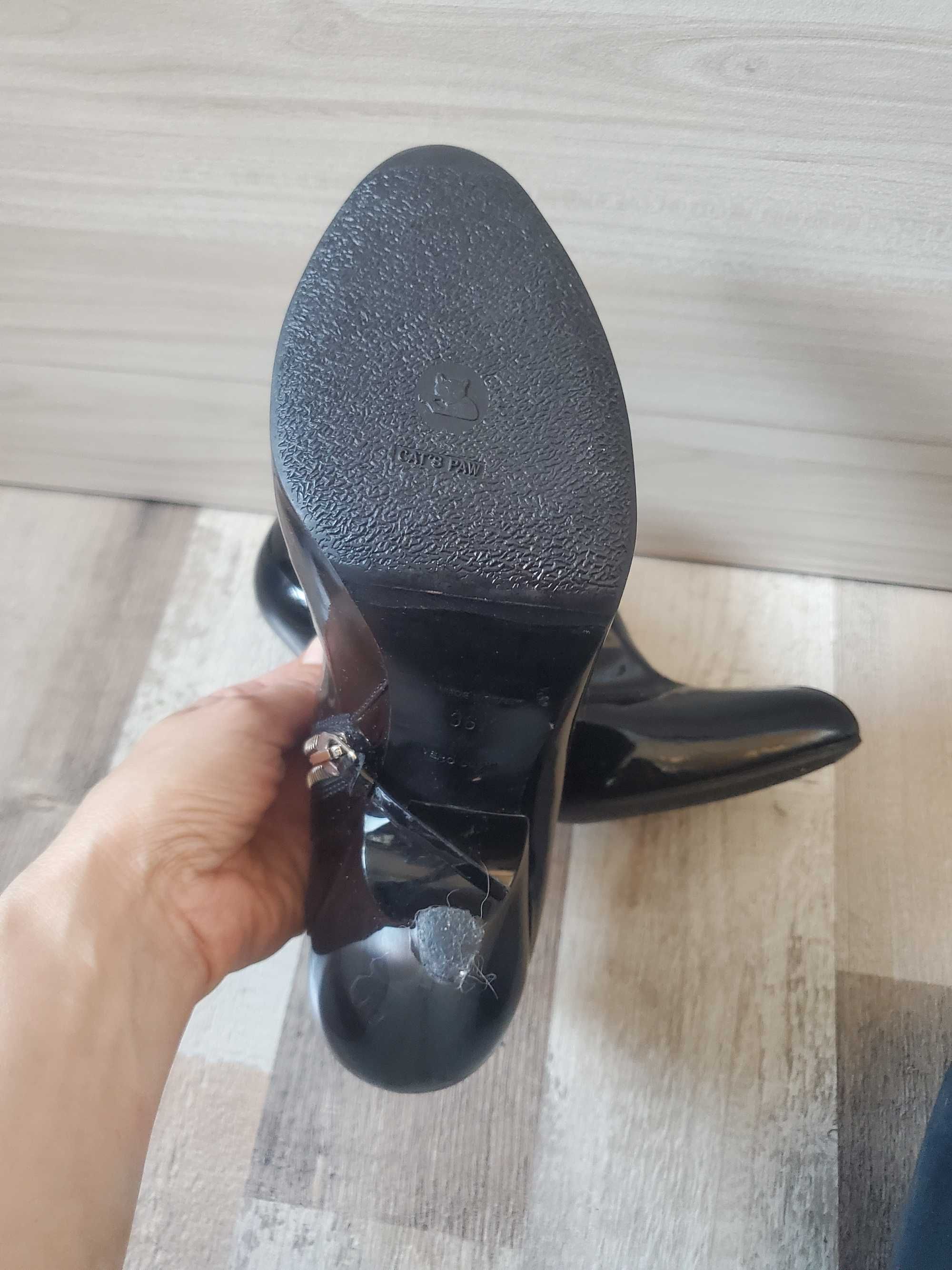 Miu Miu patent leather ботушки