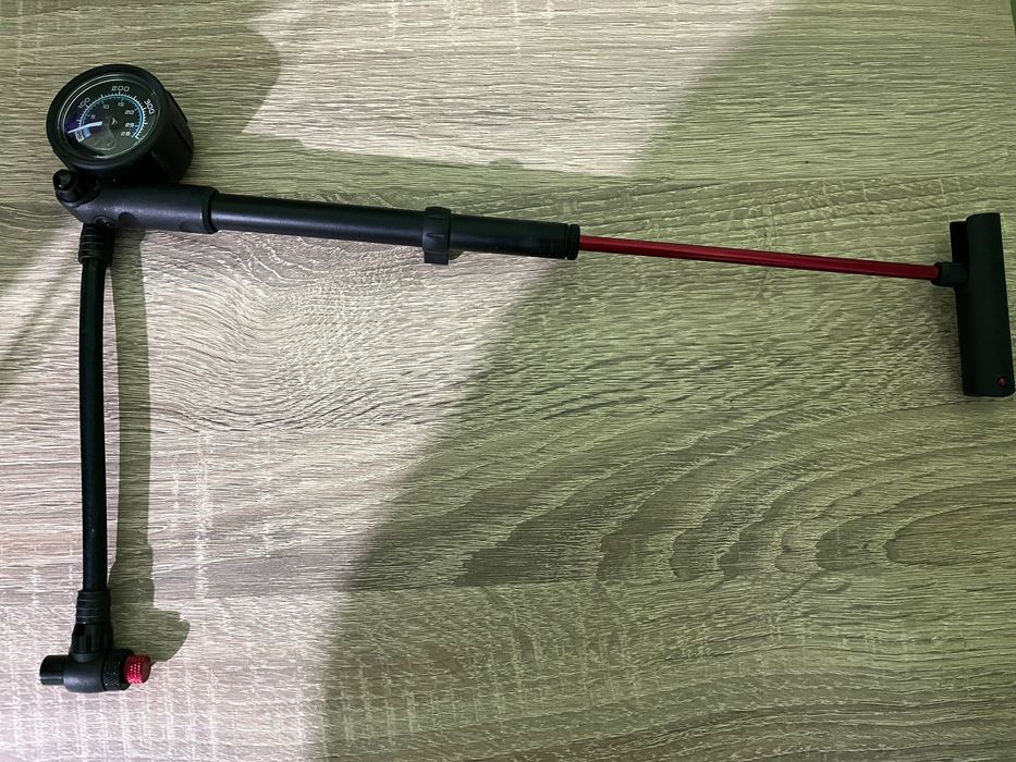 Помпа за вилки, шокове, амортисьори