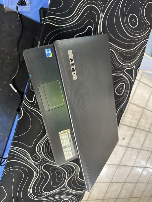 Acer Core i3 ОЗУ-4ГБ ССД-128ГБ емкость 72% в хорошем состоянии